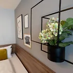 Hotel V Boutique 4*