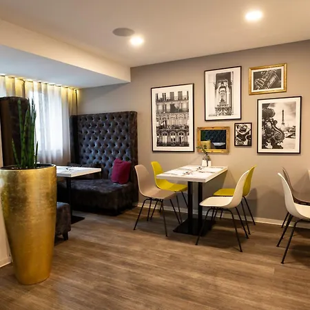 Hotel V Boutique 4*