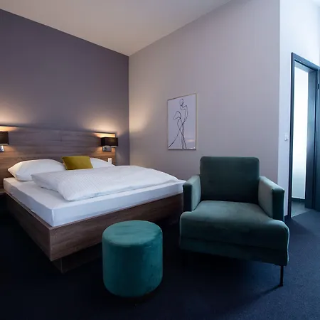 V Boutique 4* Böblingen