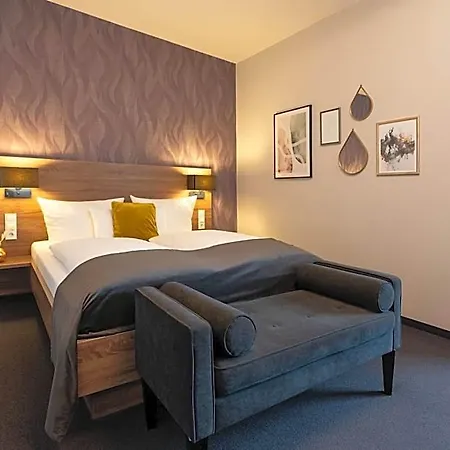 V Boutique 4* Böblingen