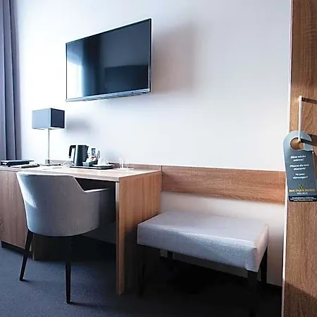 V Boutique Hotel 4*